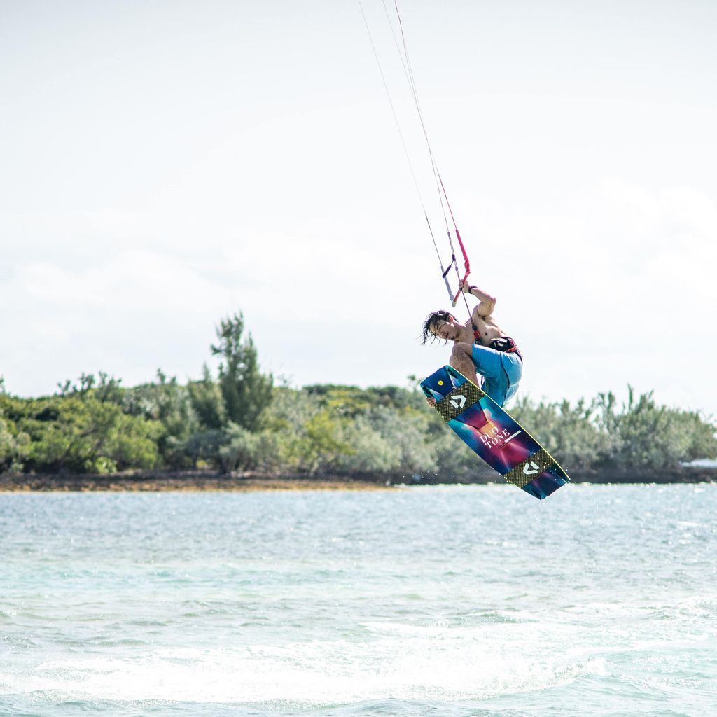 Advanced Kiteboarding Lesson — Force Kiteboarding
