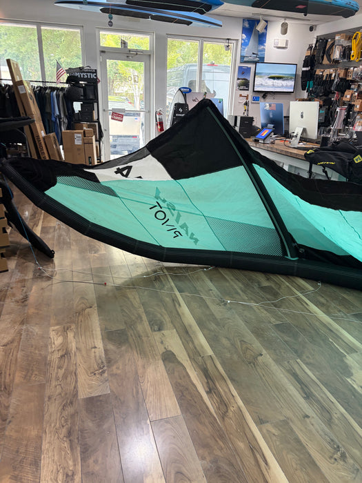 2025 Naish Pivot Kite Teal 14m Used