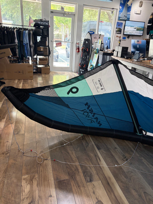 2025 Naish Pivot 9m Kite Used (Blue)