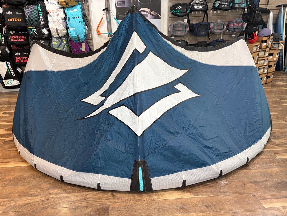2025 Naish Pivot 9m Kite Used (Blue)