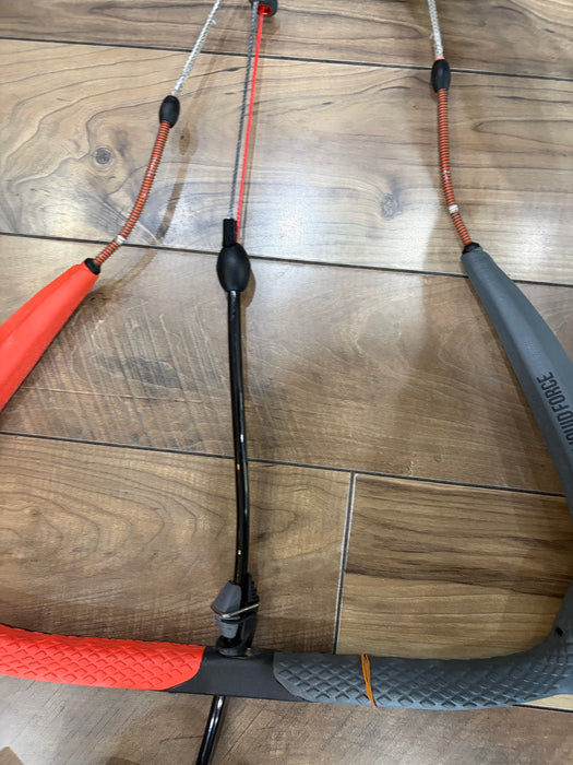 Liquid Force Control Bar Used (Back Line de-power)