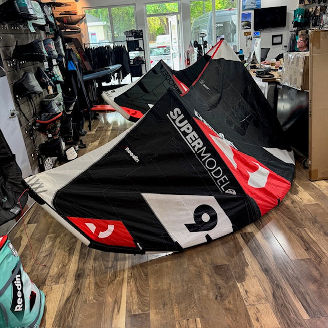 Reedin Supermodel HTF 9m Kite Used, Reedin,USED GEAR - Used kites for sell