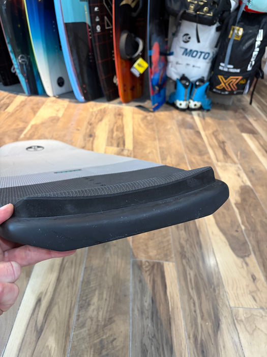 North Scoop Foil Board 135x49 Used
