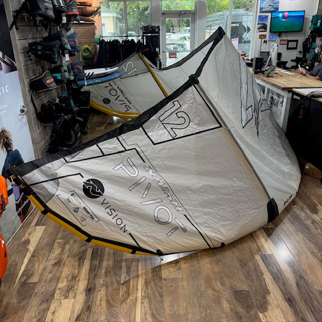 Naish Pivot NVision Aluula 12m Kite Used, NAISH,USED GEAR - Used kites for sell