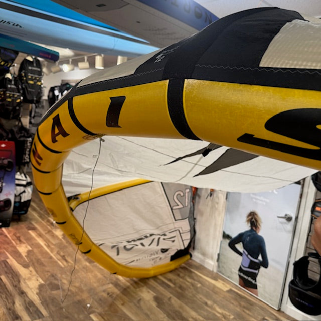 Naish Pivot NVision Aluula 12m Kite Used, NAISH,USED GEAR - Used kites for sell