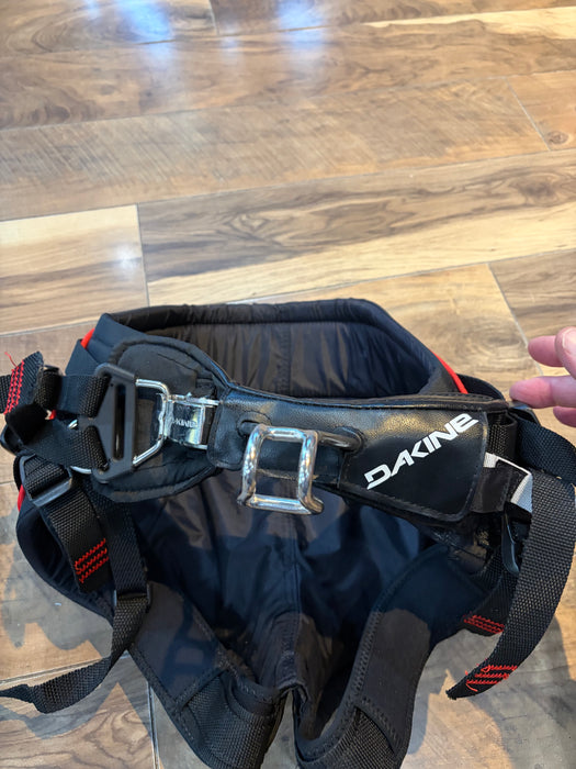 Dakine Vega Seat Harness Small Used complete saline spreader