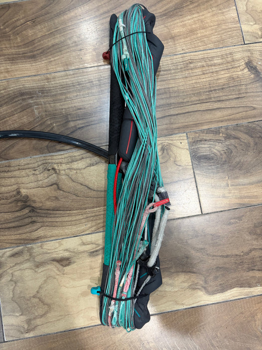 Used Beginner Kiteboarding package Easy to Ride