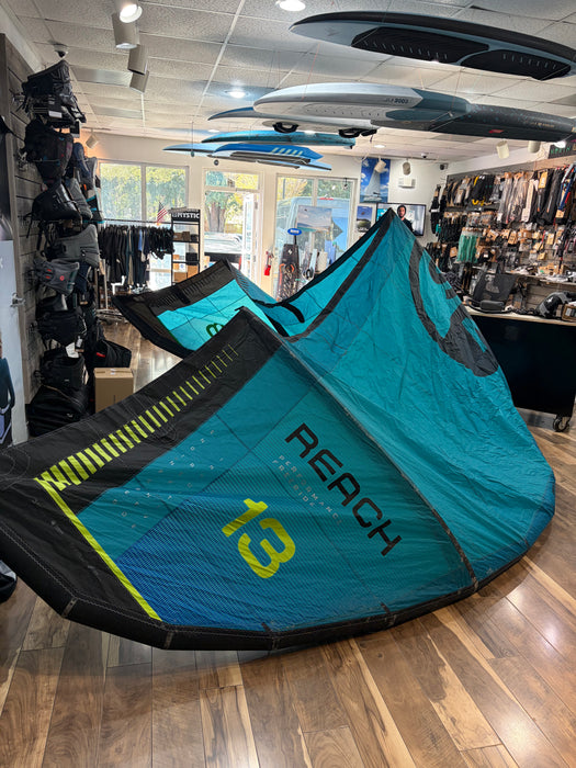 2026 North Reach 13m Kite Used Turquoise