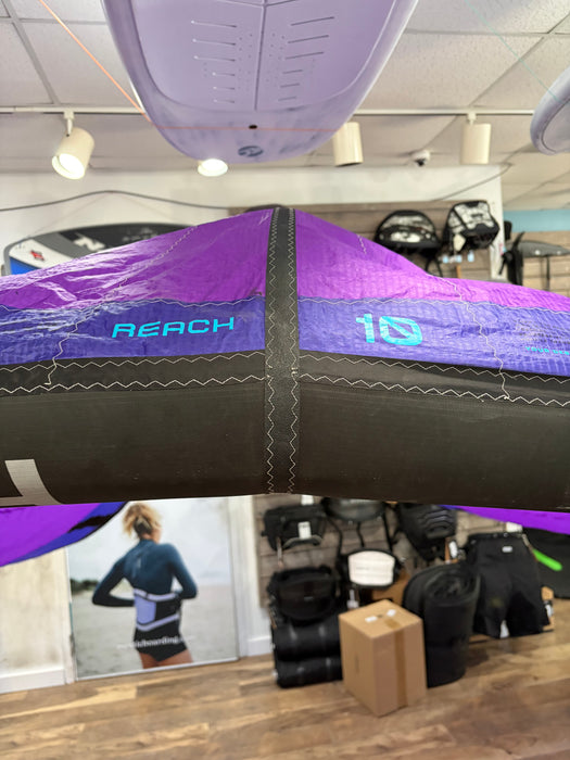 North Reach 10m kite with new and used Naish Motion 138 package for kitesurfing