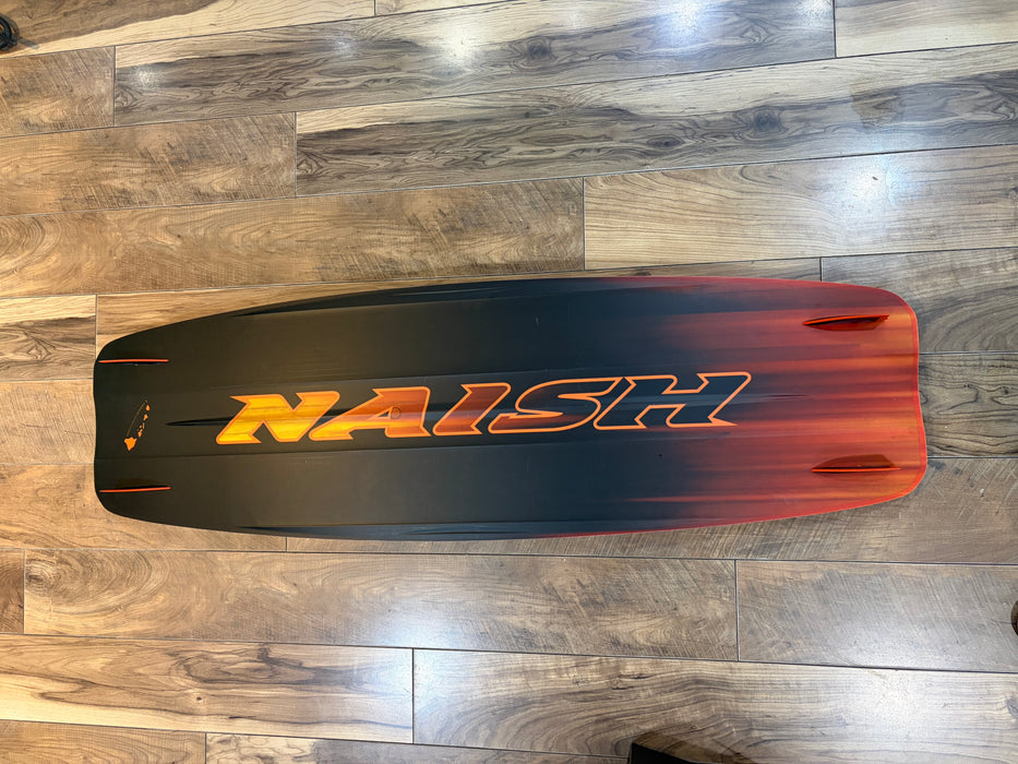 North Reach 10m used kite and new Naish Motion 138 package