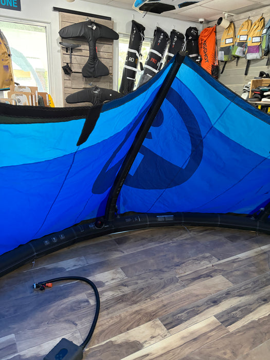 2025 North Orbit 12m blue used kite