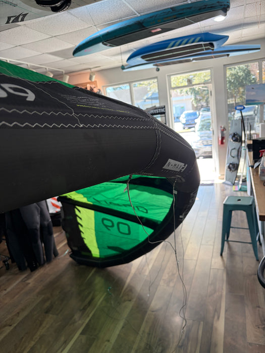 Used North Orbit 9m kite in Super Lime green, 2027 model kite canopy and designcuntegn
