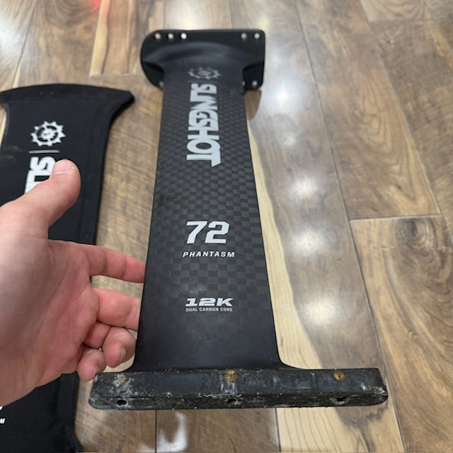 Slingshot Phantasm Carbon 72cm Mast Used, SLINGSHOT,USED GEAR - FOIL SET