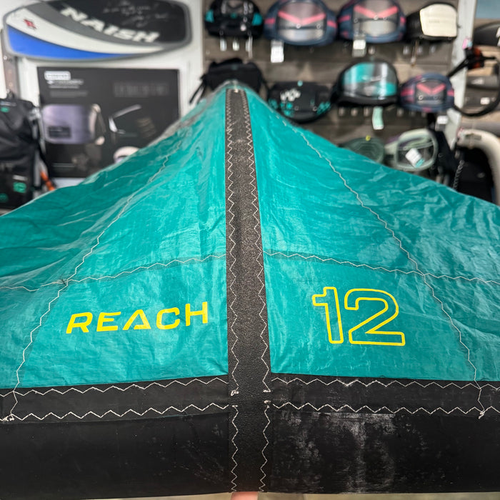 2025 North Reach 12m Kite Used Green