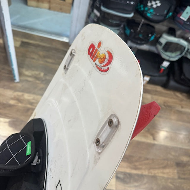 Shinn Luigi 132 Kiteboard Used
