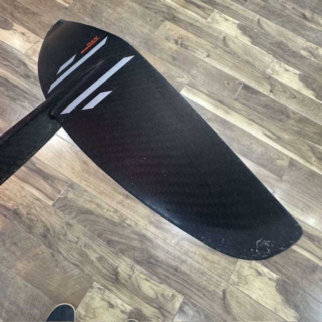 Slingshot One-Lock 270 Verse Tail Wing USED