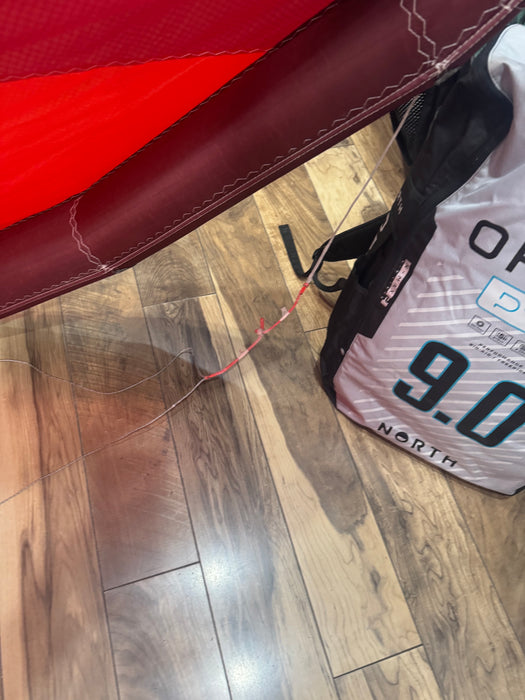 2021 North Reach 12m Kite Used Red