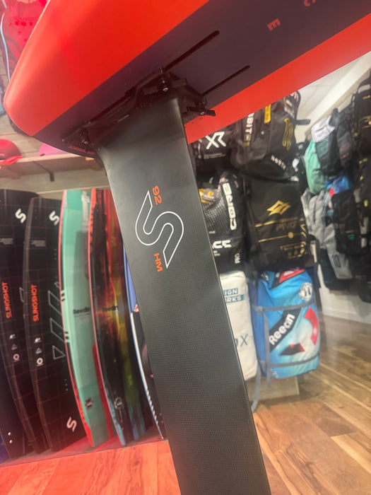 2025 Slingshot One-Lock HM Carbon Mast 92 Used, SLINGSHOT,USED GEAR - FOIL SET