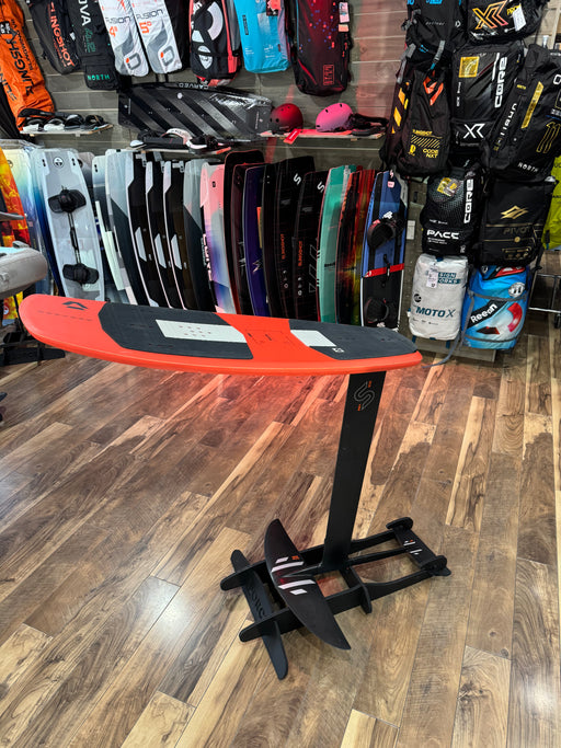 Duotone Pace 3'11" Kite Foil board used  & Slingshot One-Lock Kite 855, Turbo 180, 92 HM Mast Used Kite-Foil Kit, Force Kiteboarding,