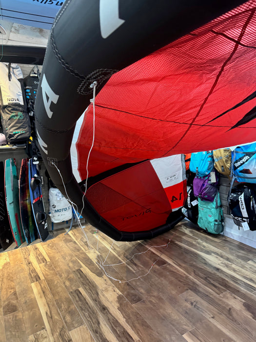 2025 Naish Pivot 14m Kite Used Burgundy, NORTH,USED GEAR - Used kites for sell