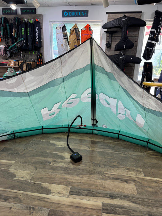 2026 Reedin Hypermodel Kite 12m Mint Used, DUOTONE,USED GEAR - Used kites for sell