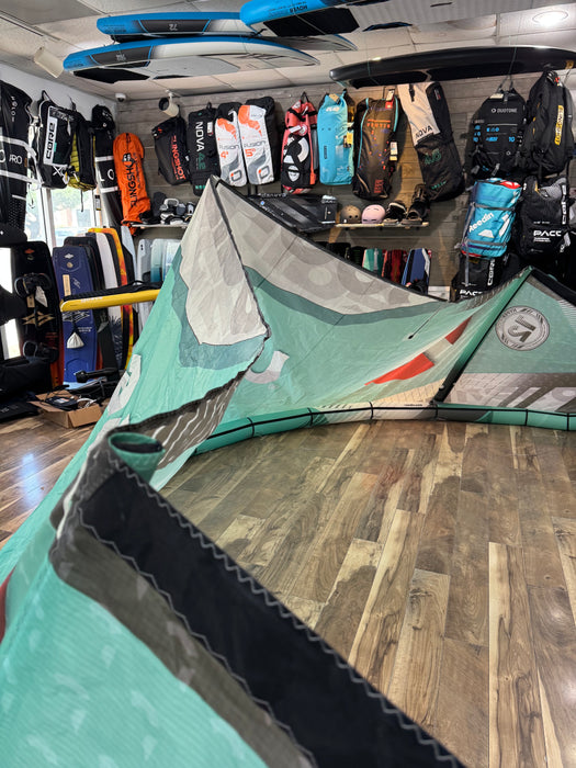 2026 Reedin Hypermodel Kite 12m Mint Used, DUOTONE,USED GEAR - Used kites for sell