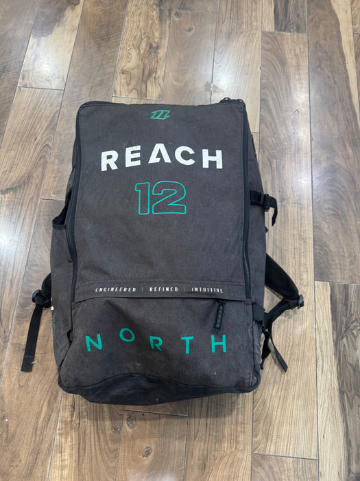 2021 North Reach 12m Kite Used Red