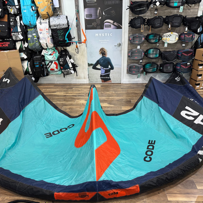 2025 Slingshot Code V2 12m Kite Used