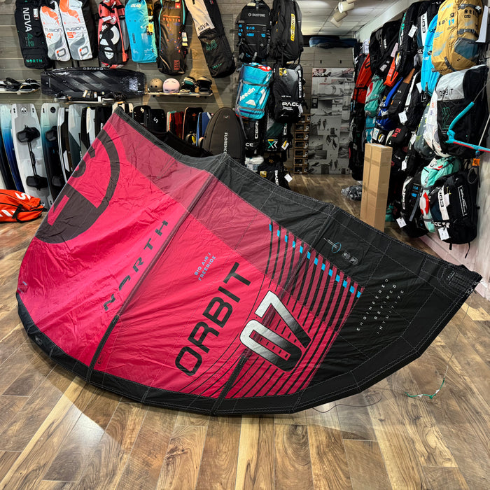 2025 North Orbit 7m Kite Used Red