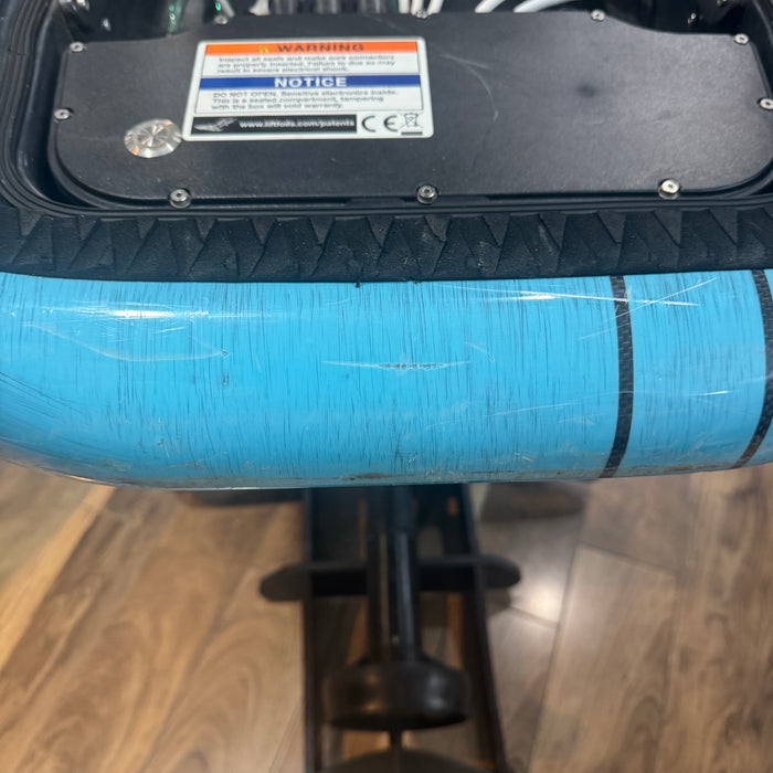 Used Lift Electric Foil Carbon Blue 5'6"