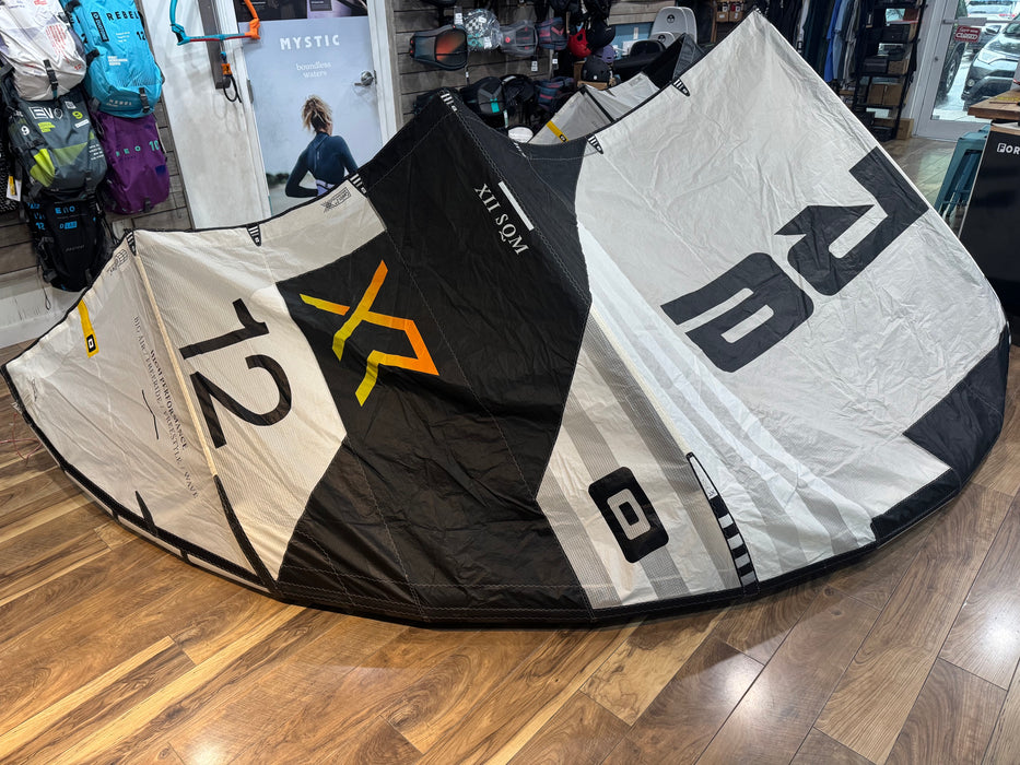 Core XR7 12m Kite Used