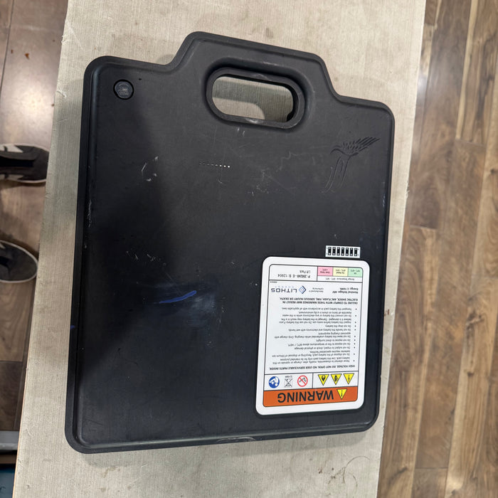 Used Lift Electric Foil Gen 3 5,6 White Carbon full range