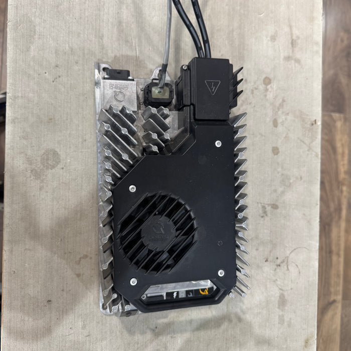 Used Lift Electric Foil Gen 3 5,6 White Carbon full range