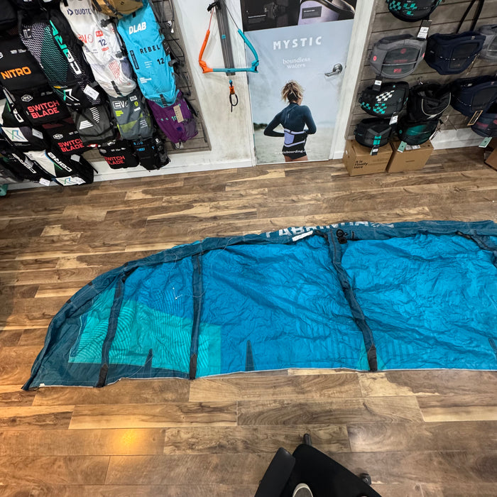 2019 Cabrinha Switchblade 8m Kite Used