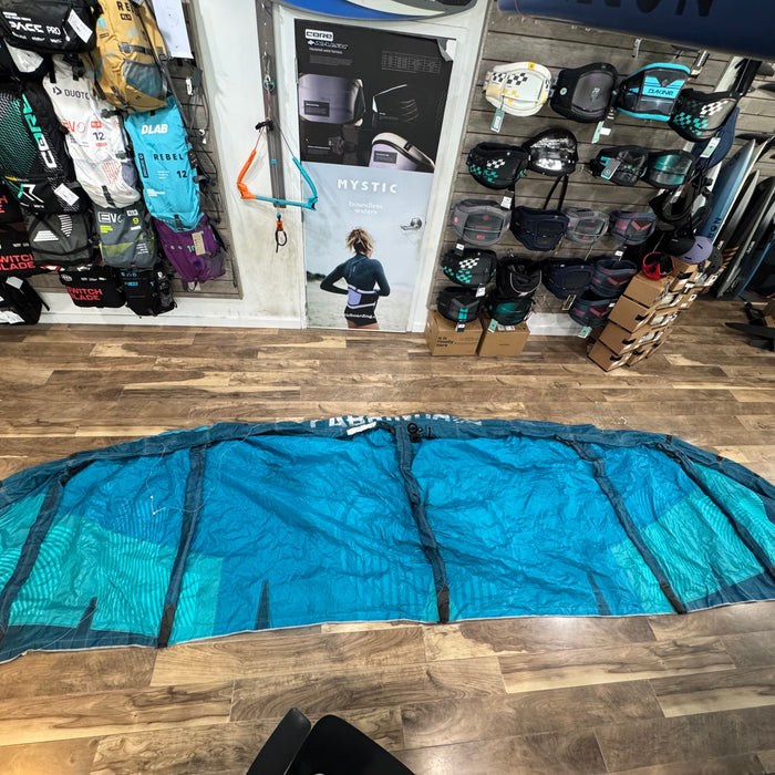2019 Cabrinha Switchblade 8m Kite Used