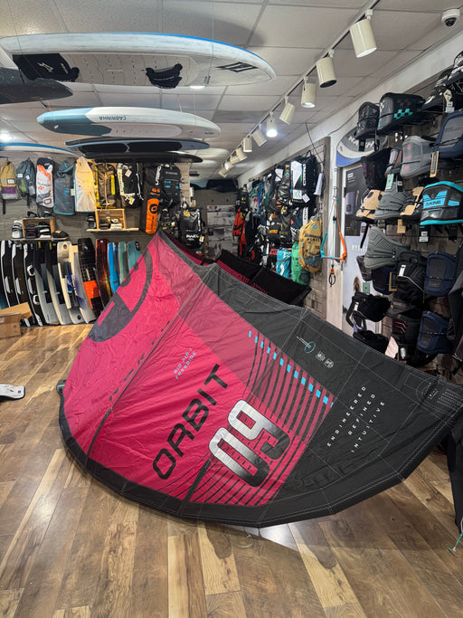 2025 North Orbit 9m used kite in Rubine Red