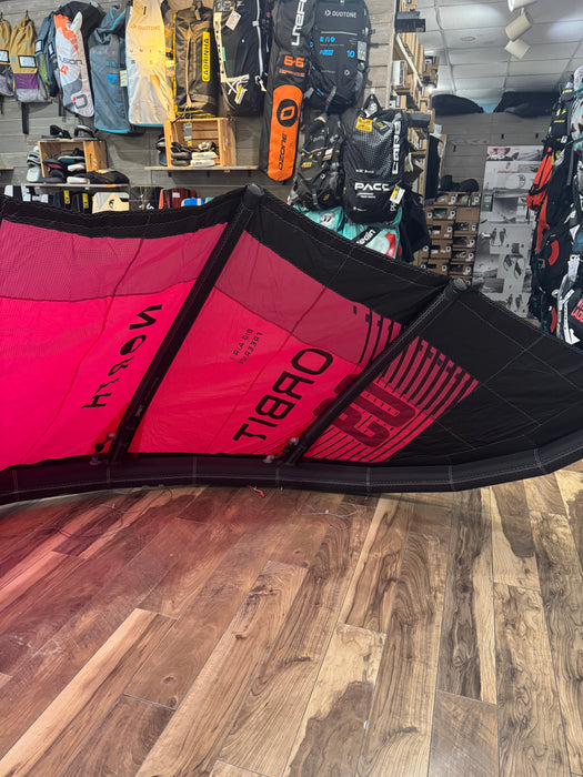 2025 North Orbit 9m Kite Used Rubine Red