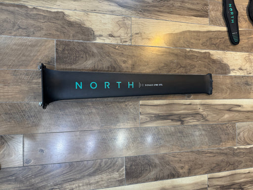 Used North Sonar Carbon Mast Edition CF 95 foil set with carbon mast, shown in product image