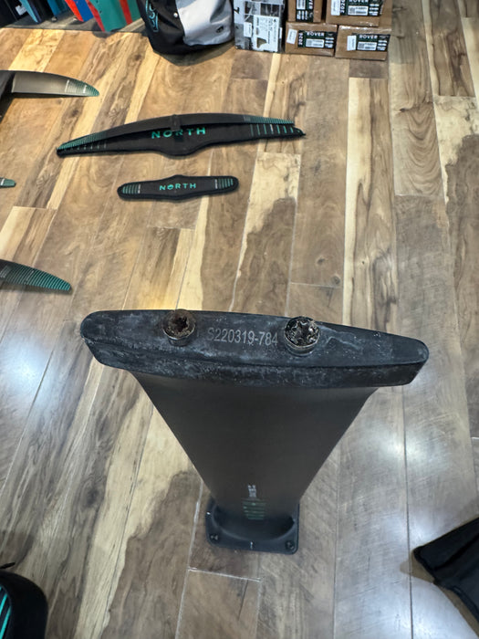 2024 North Sonar Carbon Mast Edition CF 95 used foil set with carbon mast and foil components