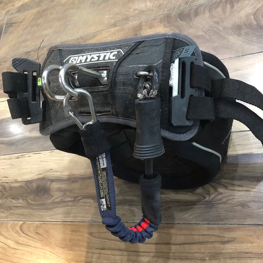 2019 Mystic Arch Harness XS Used w/ small spreader & ION Short Leash | Force Kite & Wake