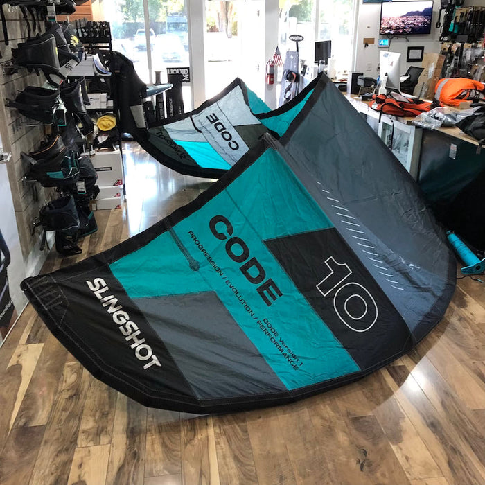 2023 Slingshot Code V1 10m Kite Used, SLINGSHOT,USED GEAR - Used kites for sell