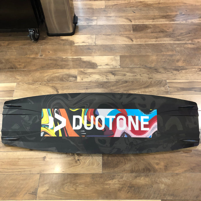 2023 Duotone Jaime SLS 139X42 TT Kiteboard Used/ Entity S/M/4.5 fins