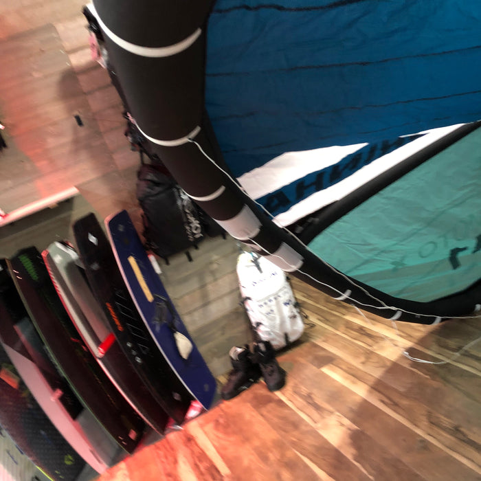 2024 Cabrinha Moto X 11m Kite Used, CABRINHA,USED GEAR - Used kites for sell