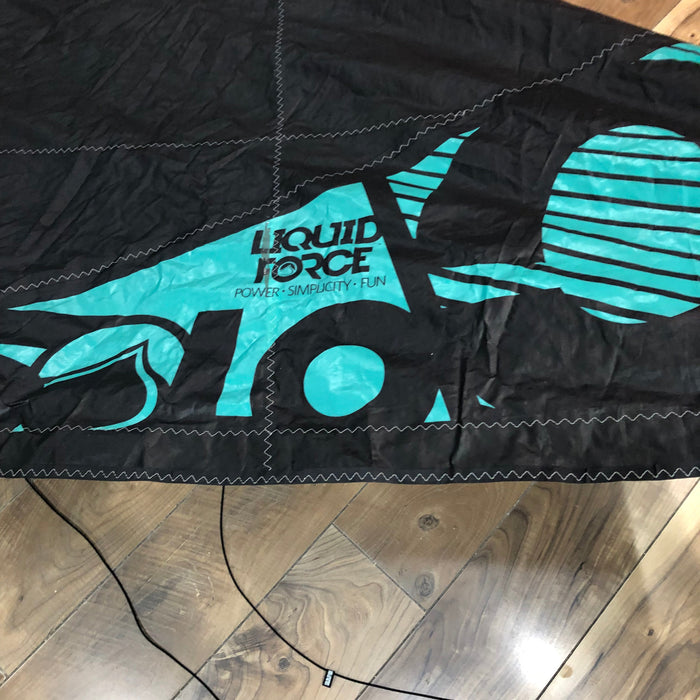 Liquid Force Solo 9m Foil Kite Used, LIQUID FORCE,USED GEAR - Used kites for sell