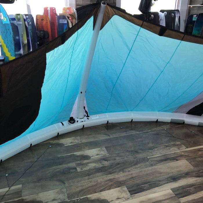 2025 Cabrinha Moto X Apex 9m Kite Used, CABRINHA,USED GEAR - Used kites for sell