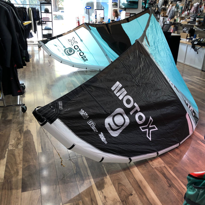 2025 Cabrinha Moto X Apex 9m Kite Used, CABRINHA,USED GEAR - Used kites for sell