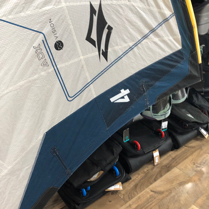 2025 Naish ADX NVision Black/Grey/Blue 4m USED