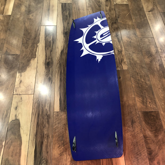 Slingshot Drako Kiteboard 132x40 Complete Used