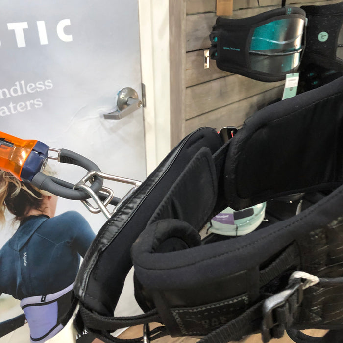 Dakine Chameleon Seat/waist Harness Small Used