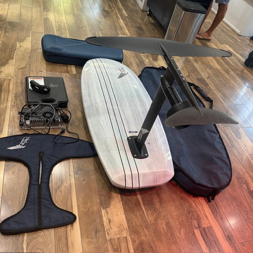 Used Lift Electric Foil V2 5.6 White Carbon Edition, LIFT,eFOIL - Lift Electric Foil Complete Package